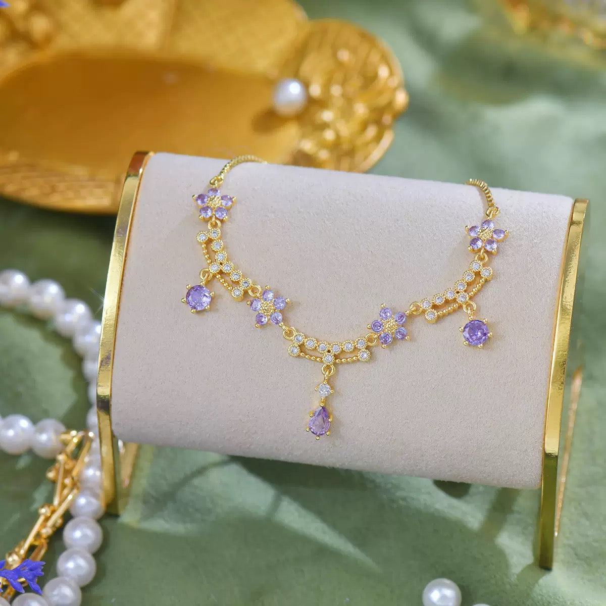 Royal Flower Bracelet