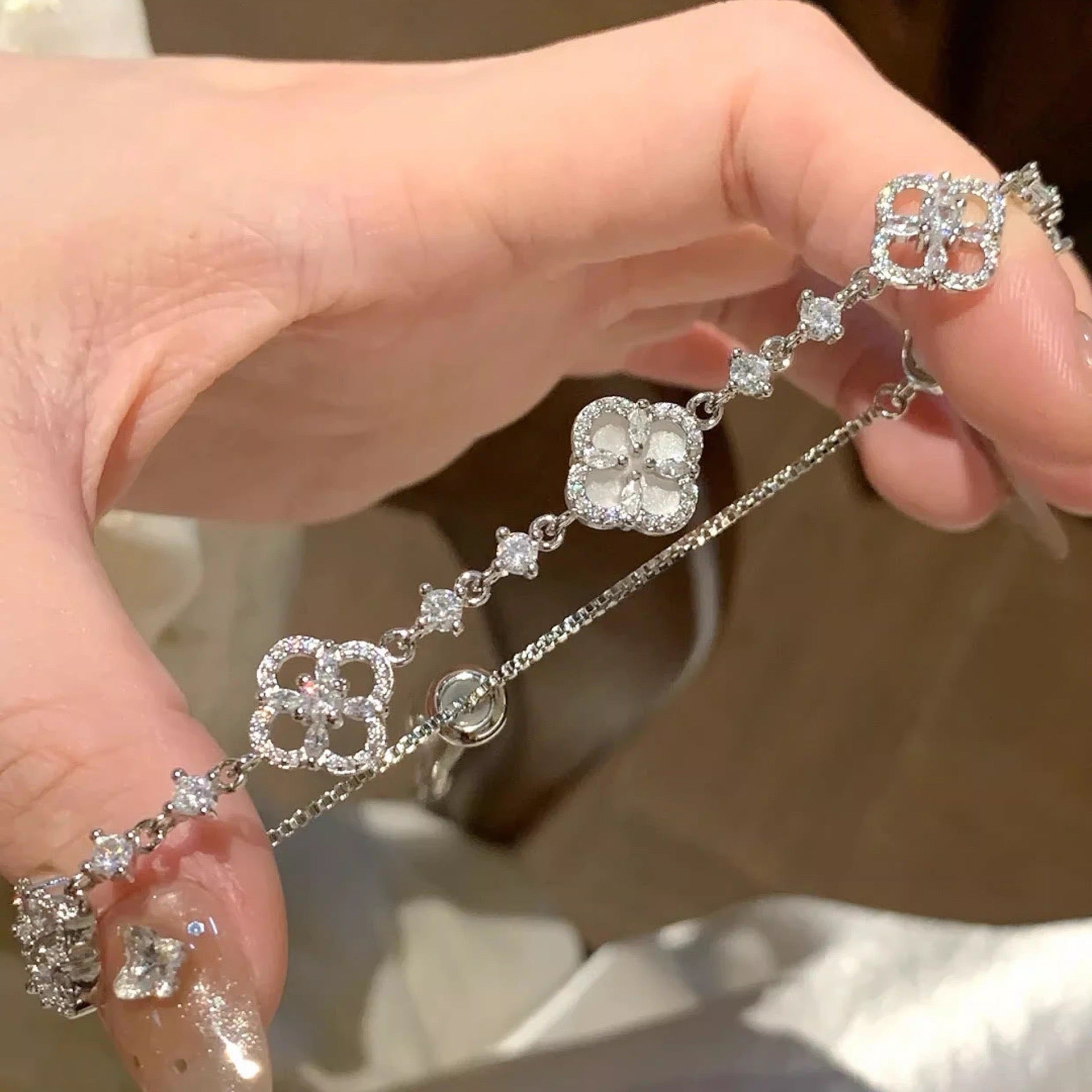 Shiny Clover Bracelet