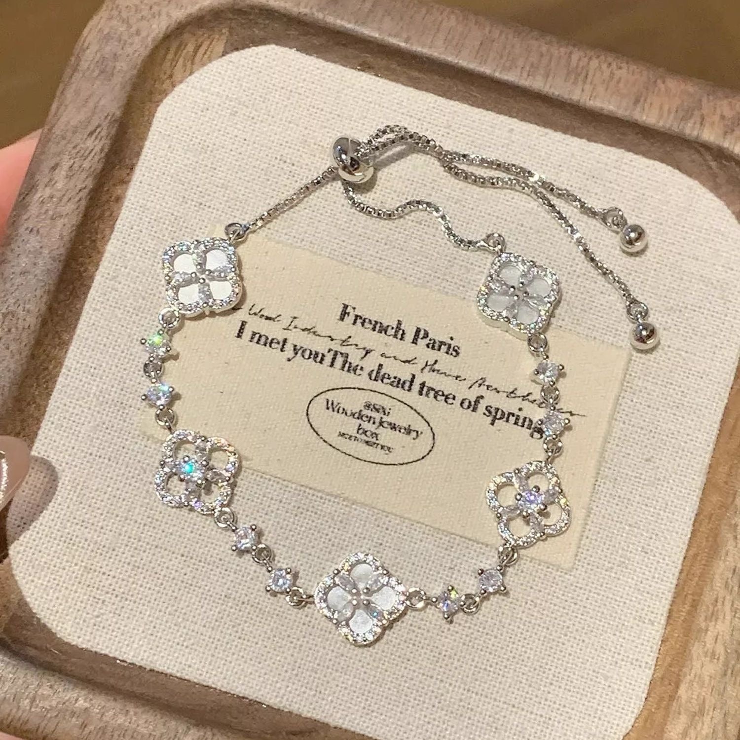 Shiny Clover Bracelet