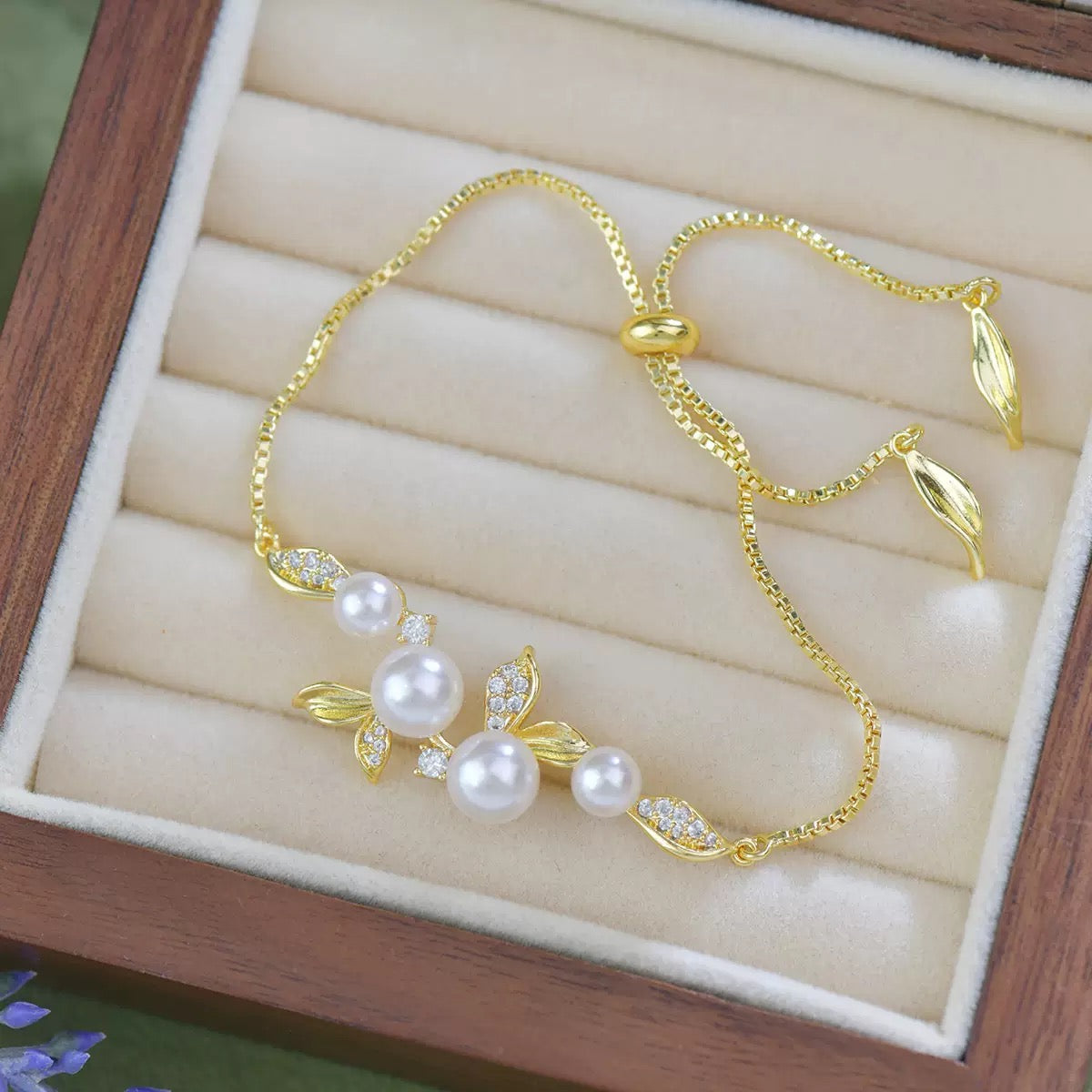 Pearl Royal Style Jewelry Set