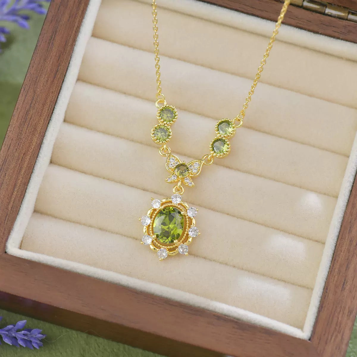 Green Butterfly Style Jewelry Set
