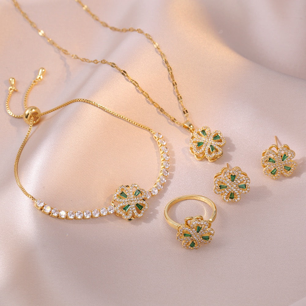 Green Clover Spinner Set