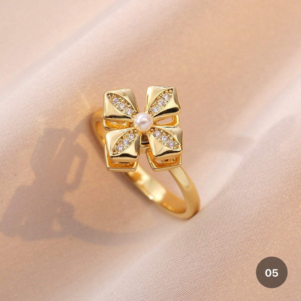 Golden Spinner Ring