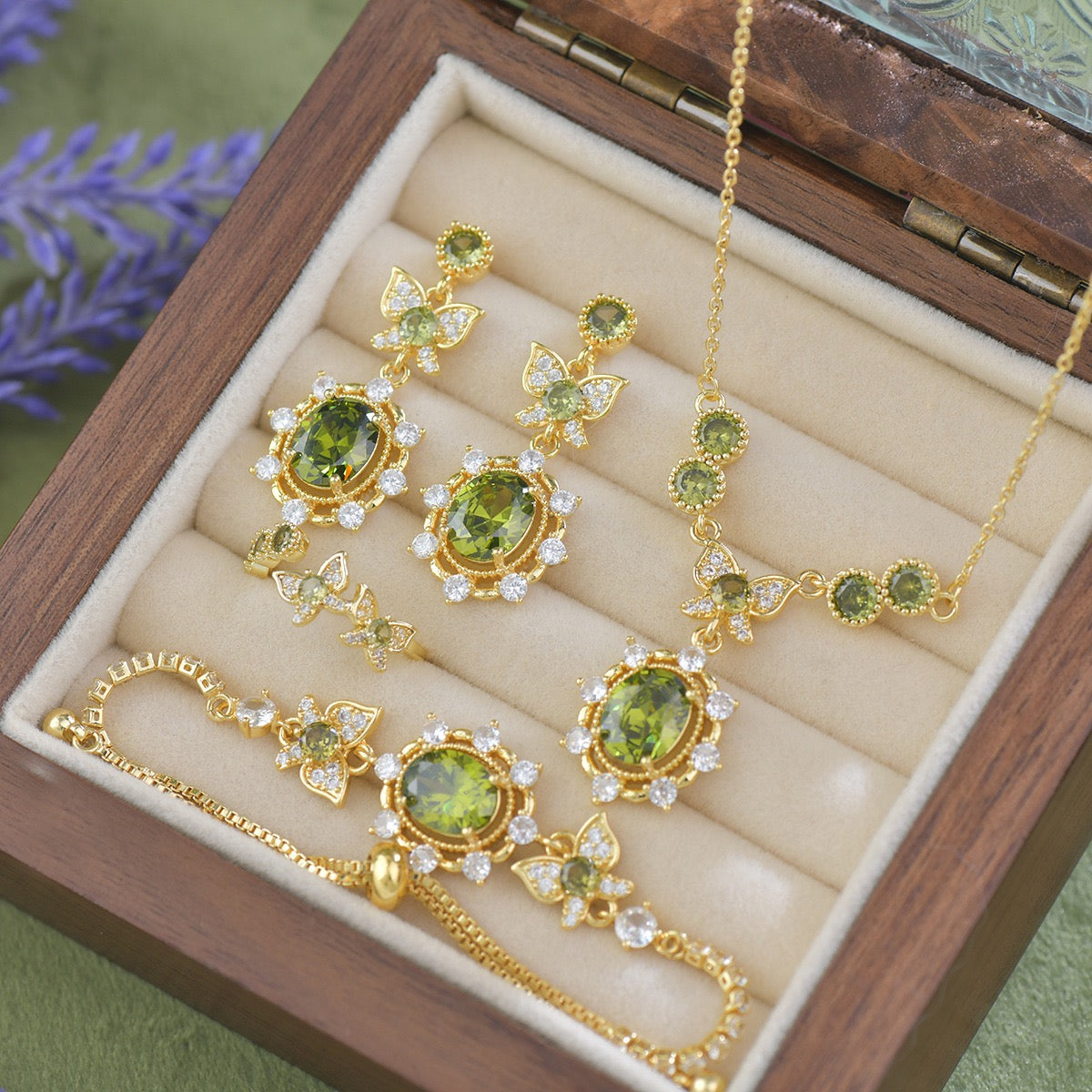 Green Butterfly Style Jewelry Set