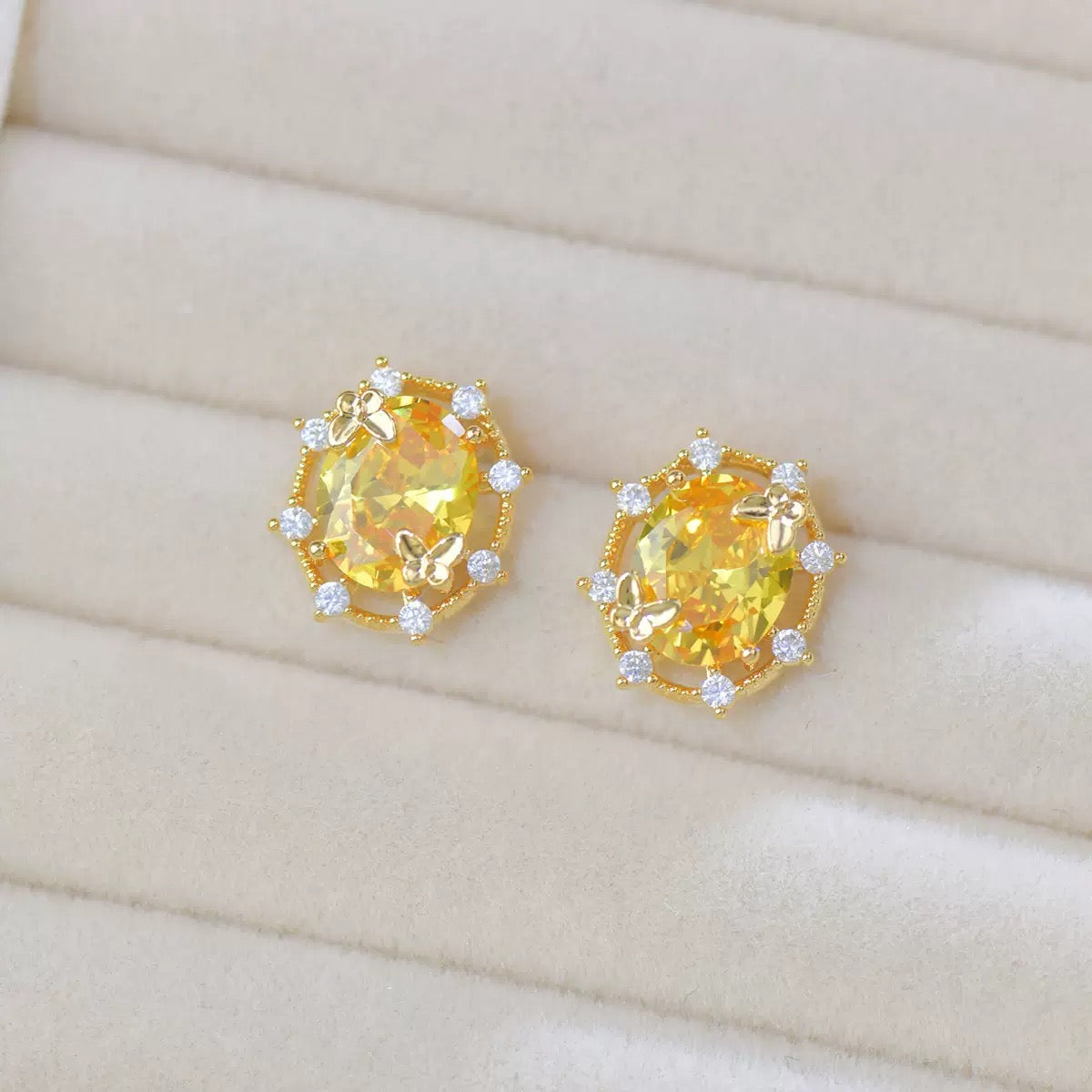 Yellow Royal Style Jewelry Set