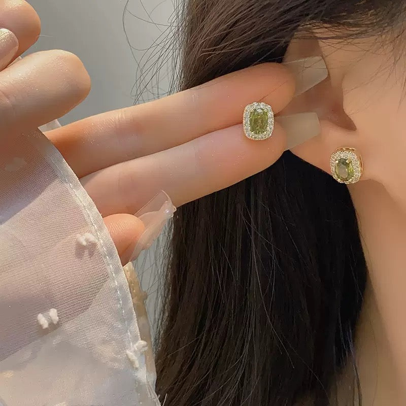 Diamond Stud Earring